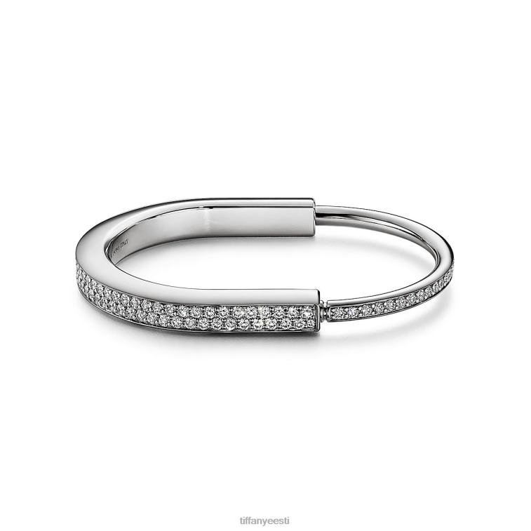 valgest kullast täis sillutatud teemantidega