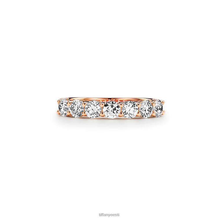 roosast kullast teemantide poolringiga